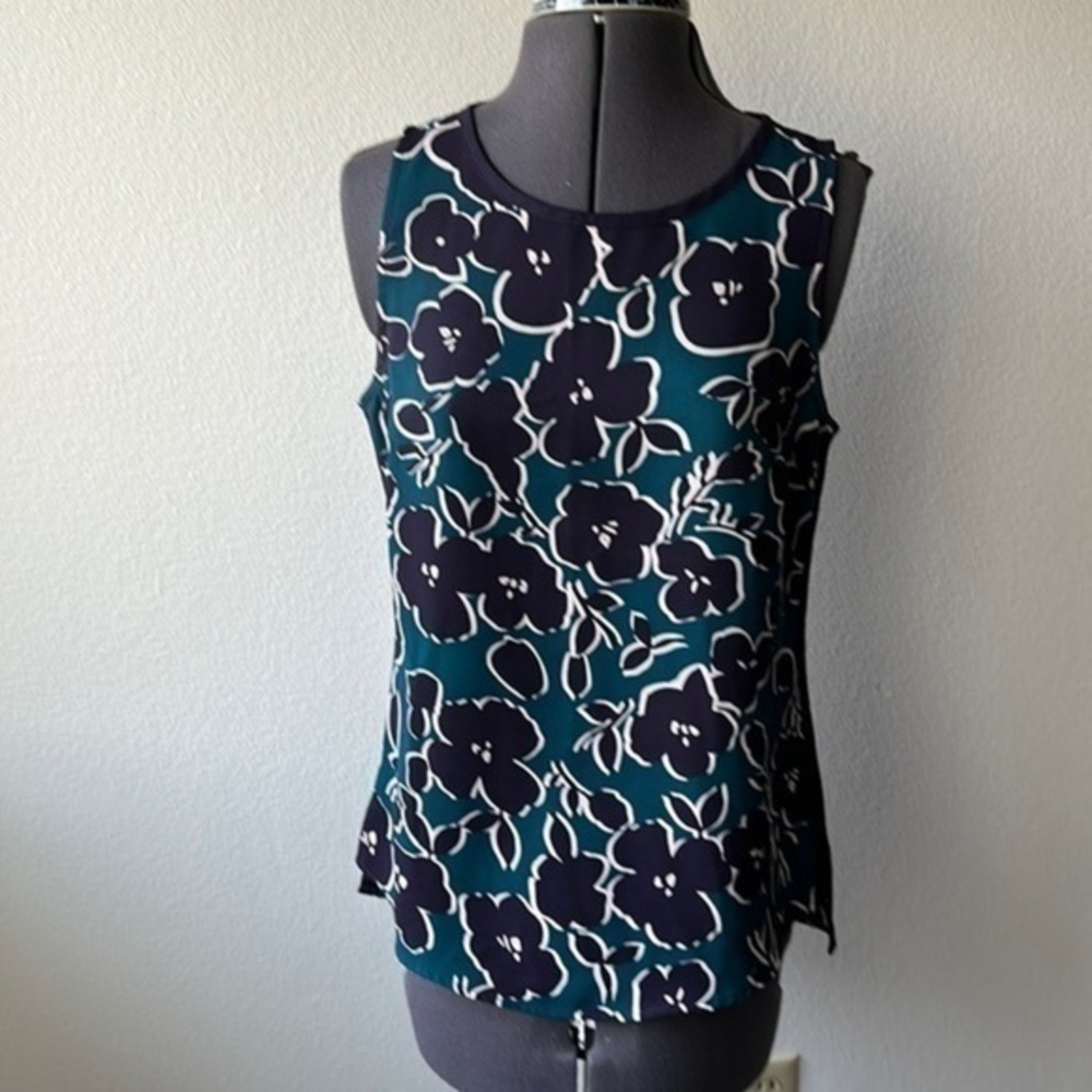 CAbi top floral navy teal white softgirl career lined sleeveless size XS